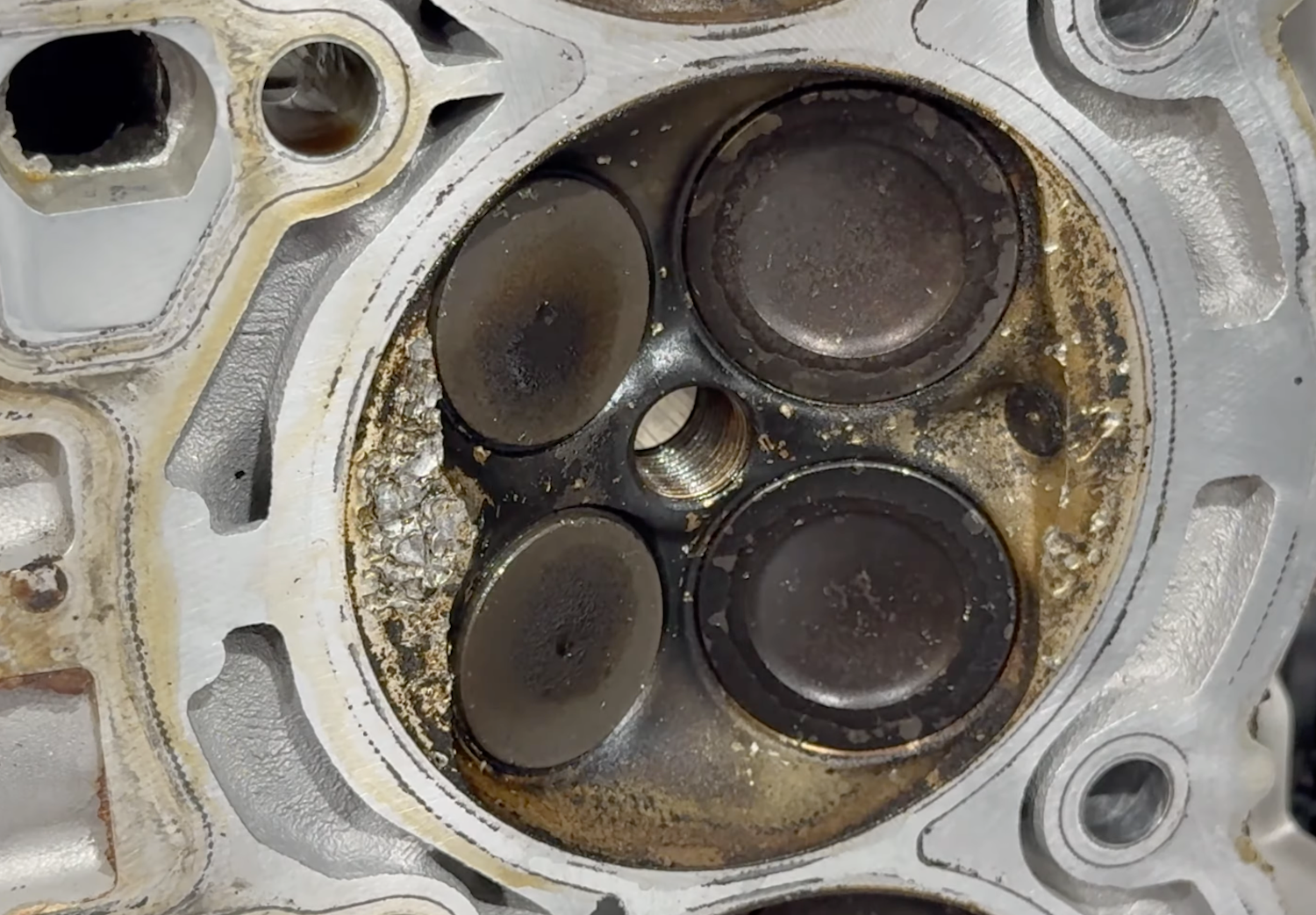 2018-lamborghini-huracan-performante-v10-engine-teardown---at-22908pm.png