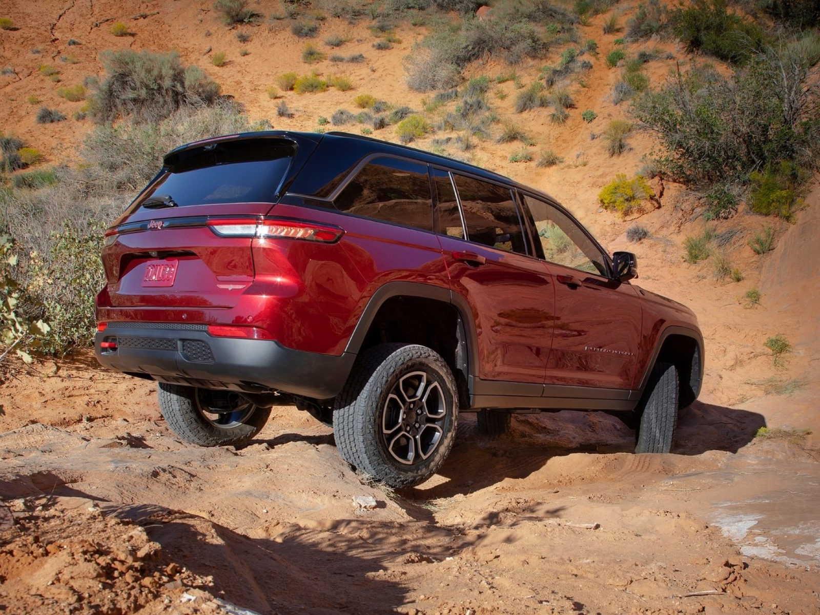 2022-jeep-grand-cherokee.png