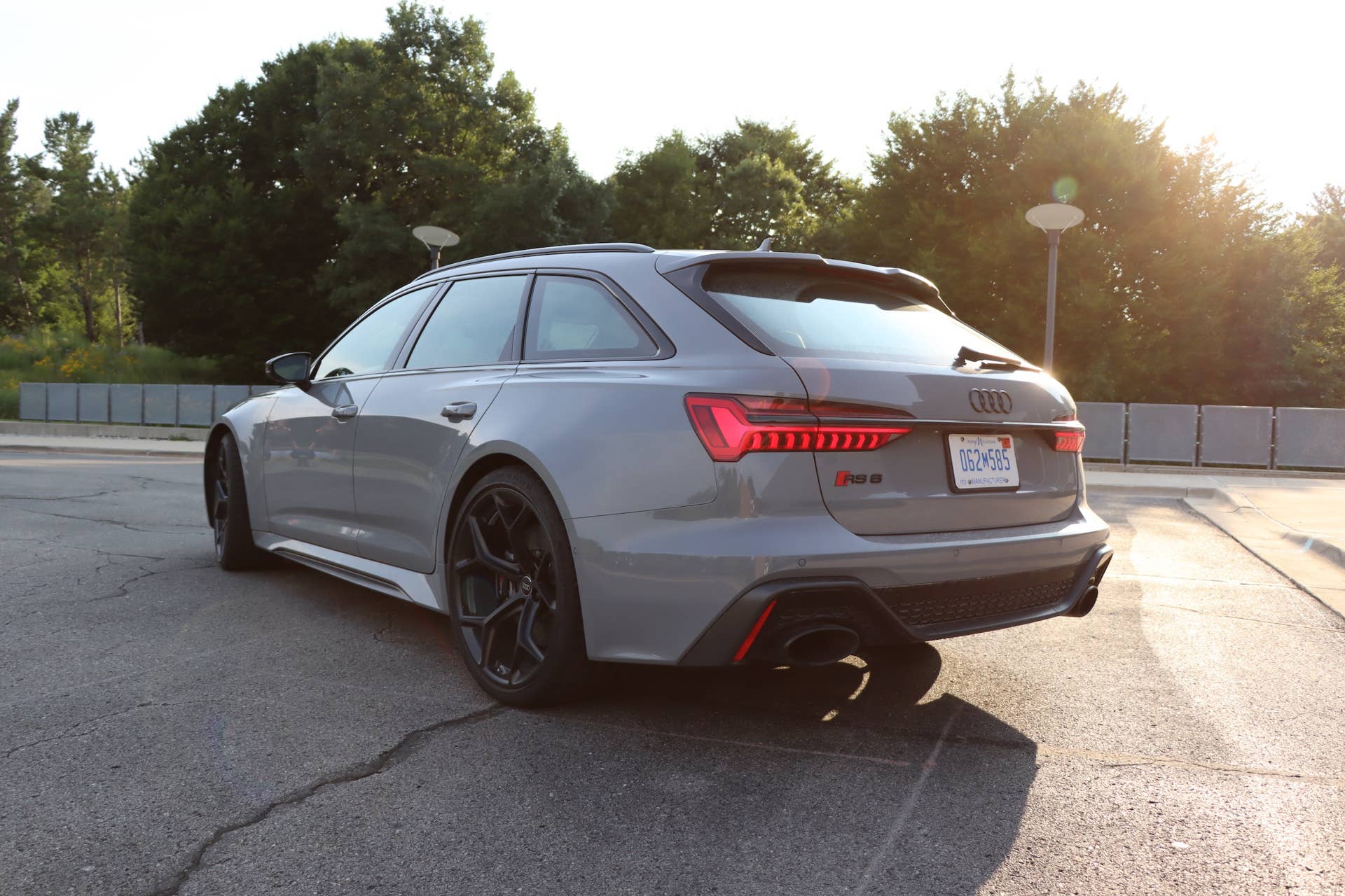 2025-audi-rs6-avant-2.jpg