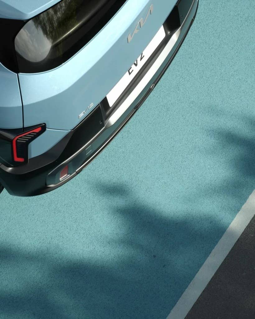 kia-ev2-teaser-2-819x1024.jpg