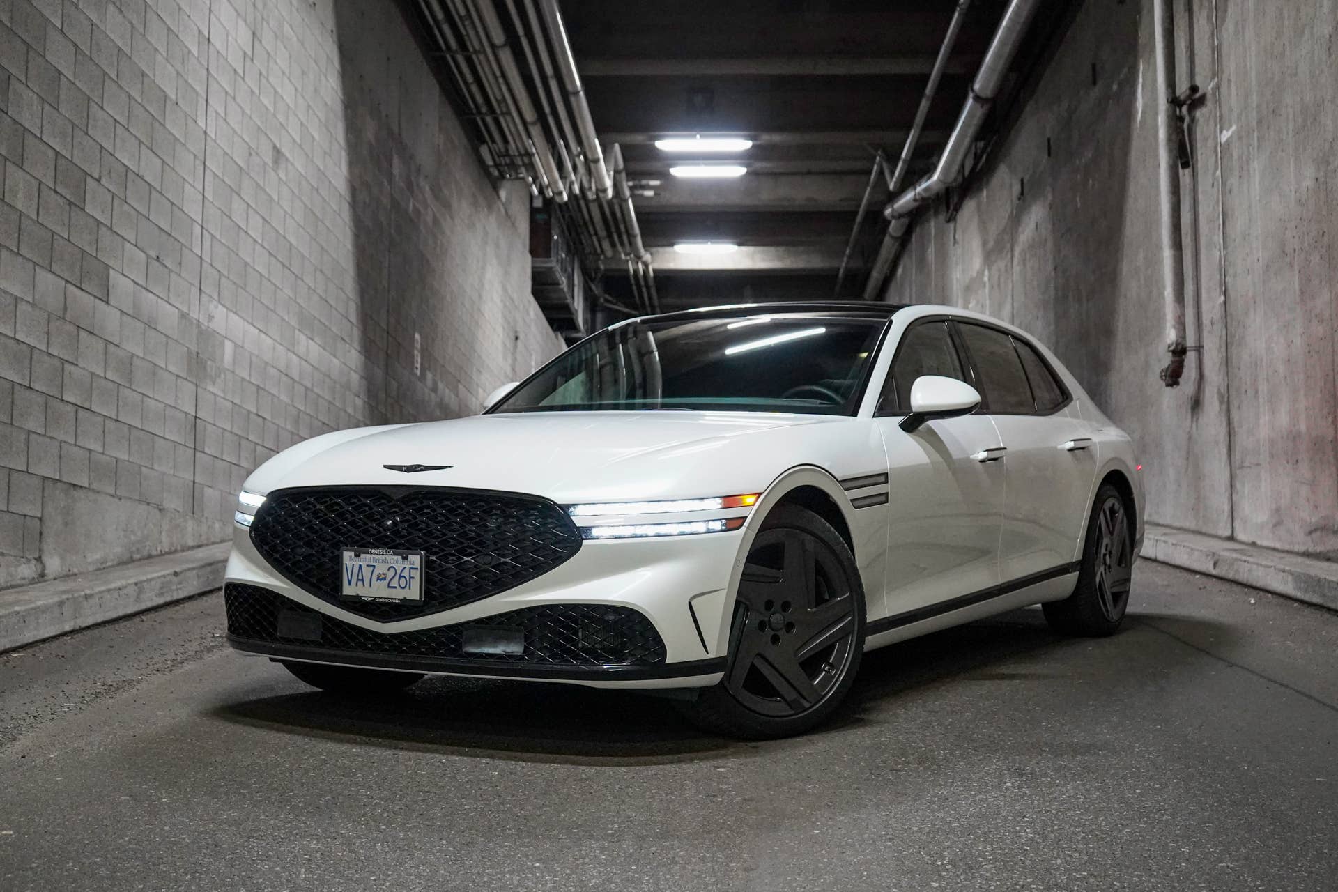2026-genesis-g90-prestige-black-new-6.jpg