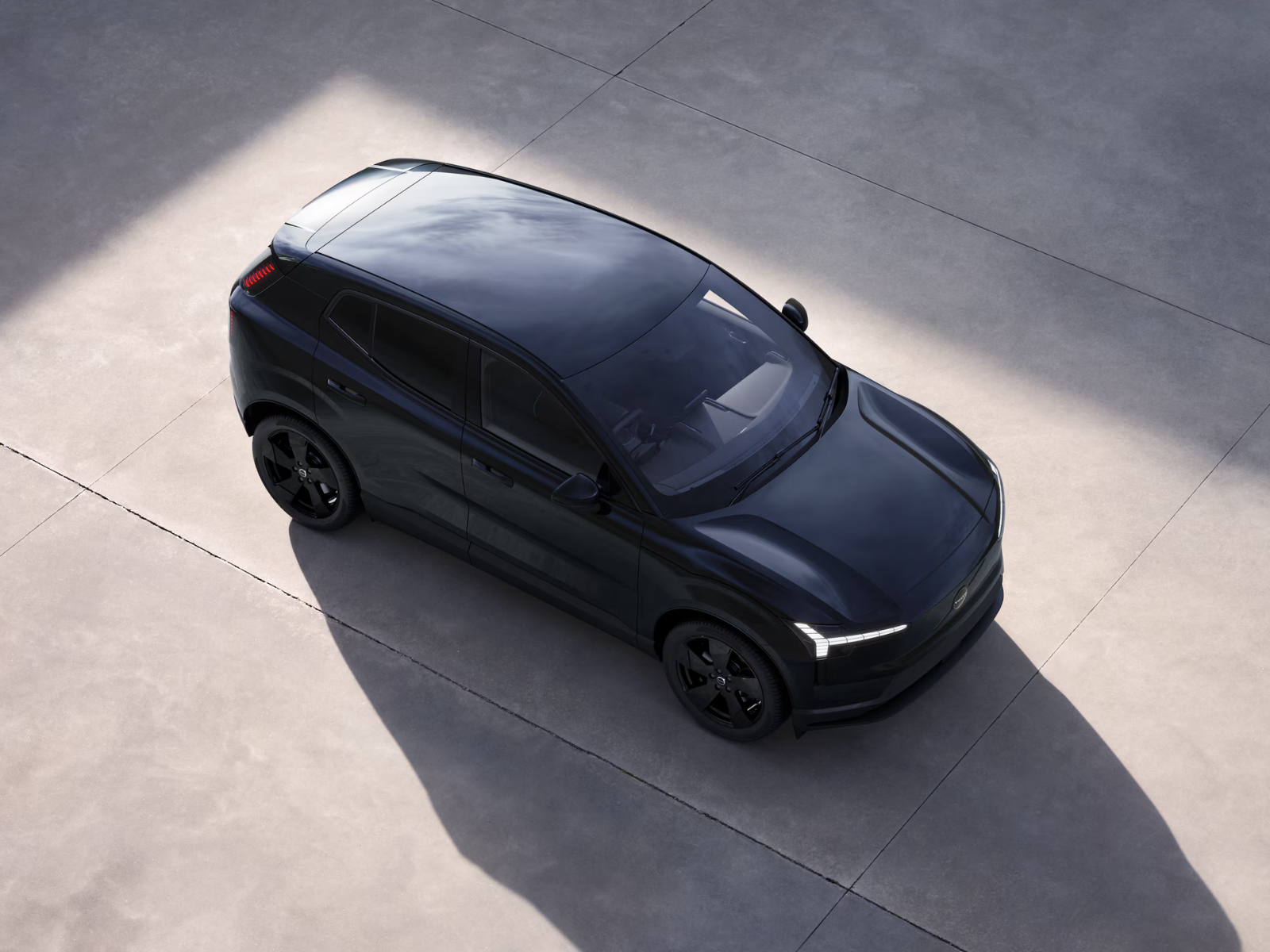 volvo-ex30-black-edition-3.png