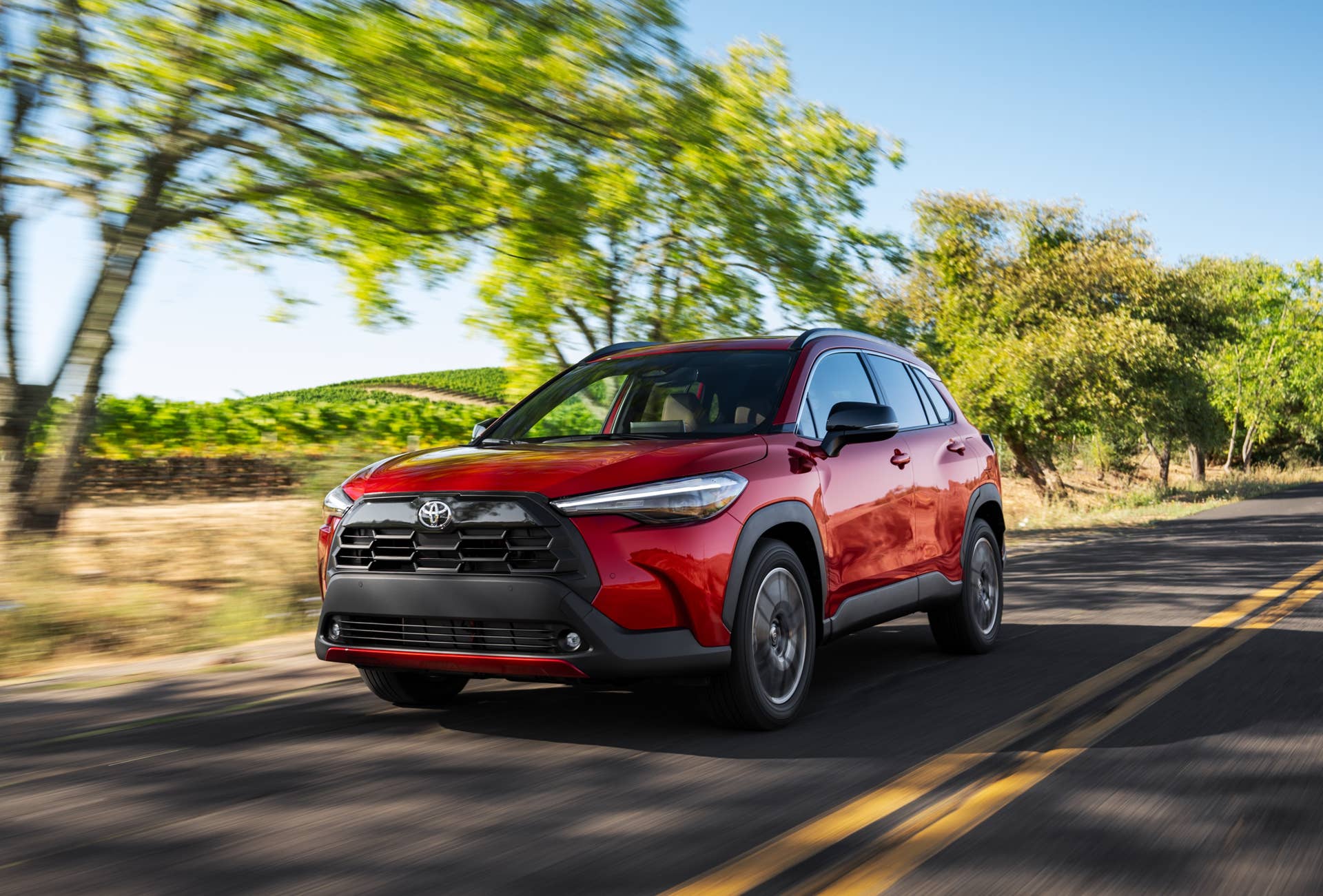 2026_toyota_corollacross_xle_awd_soulredcrystal_200_nr.jpg