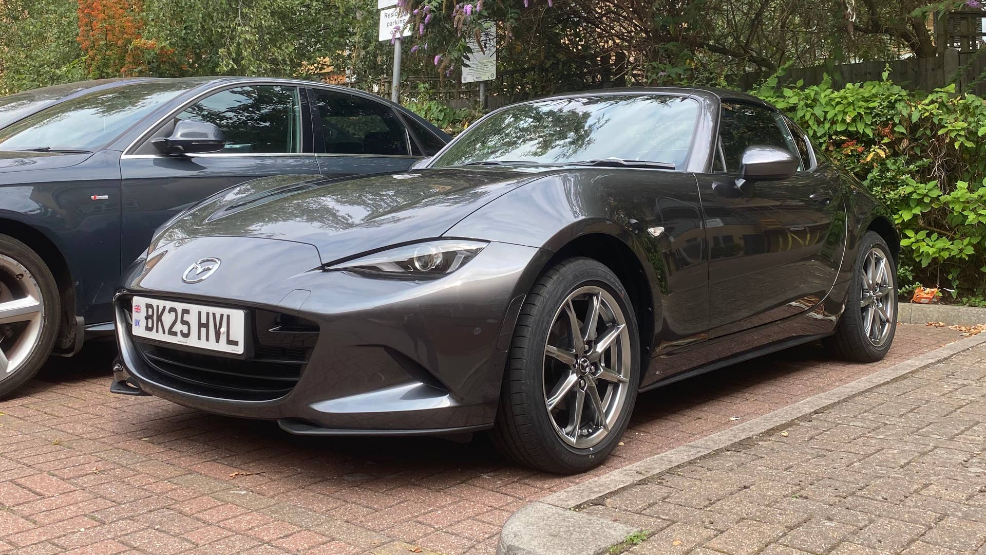 2025-mazda-mx-5-rf-exclusive-line.jpg