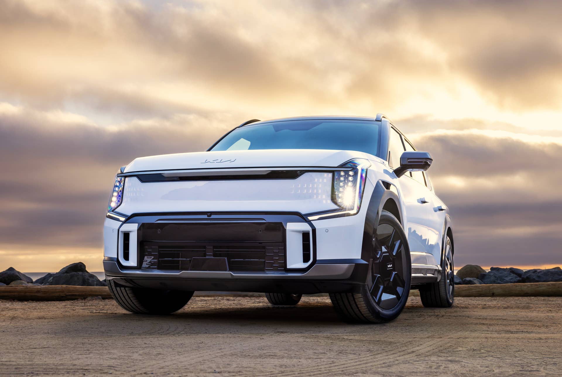 2026-ev9.jpg
