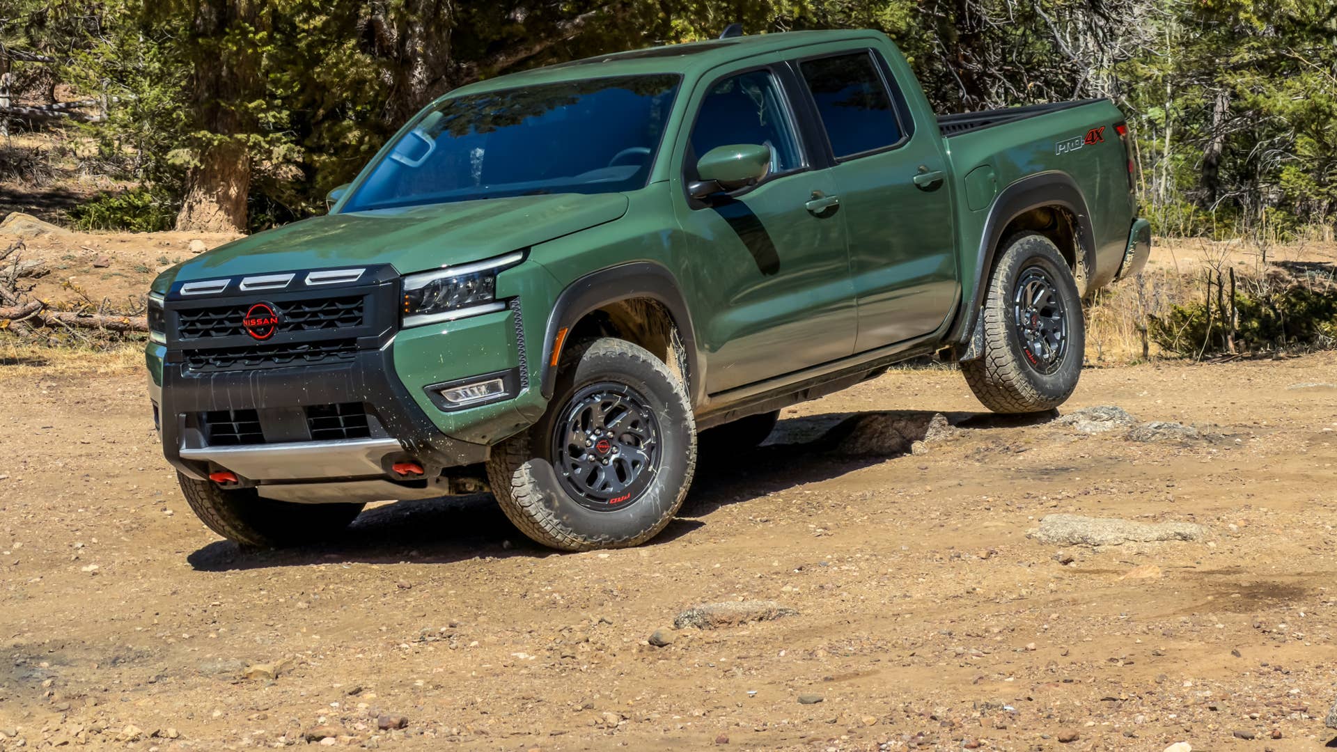 2025-nissan-frontier-07.jpg