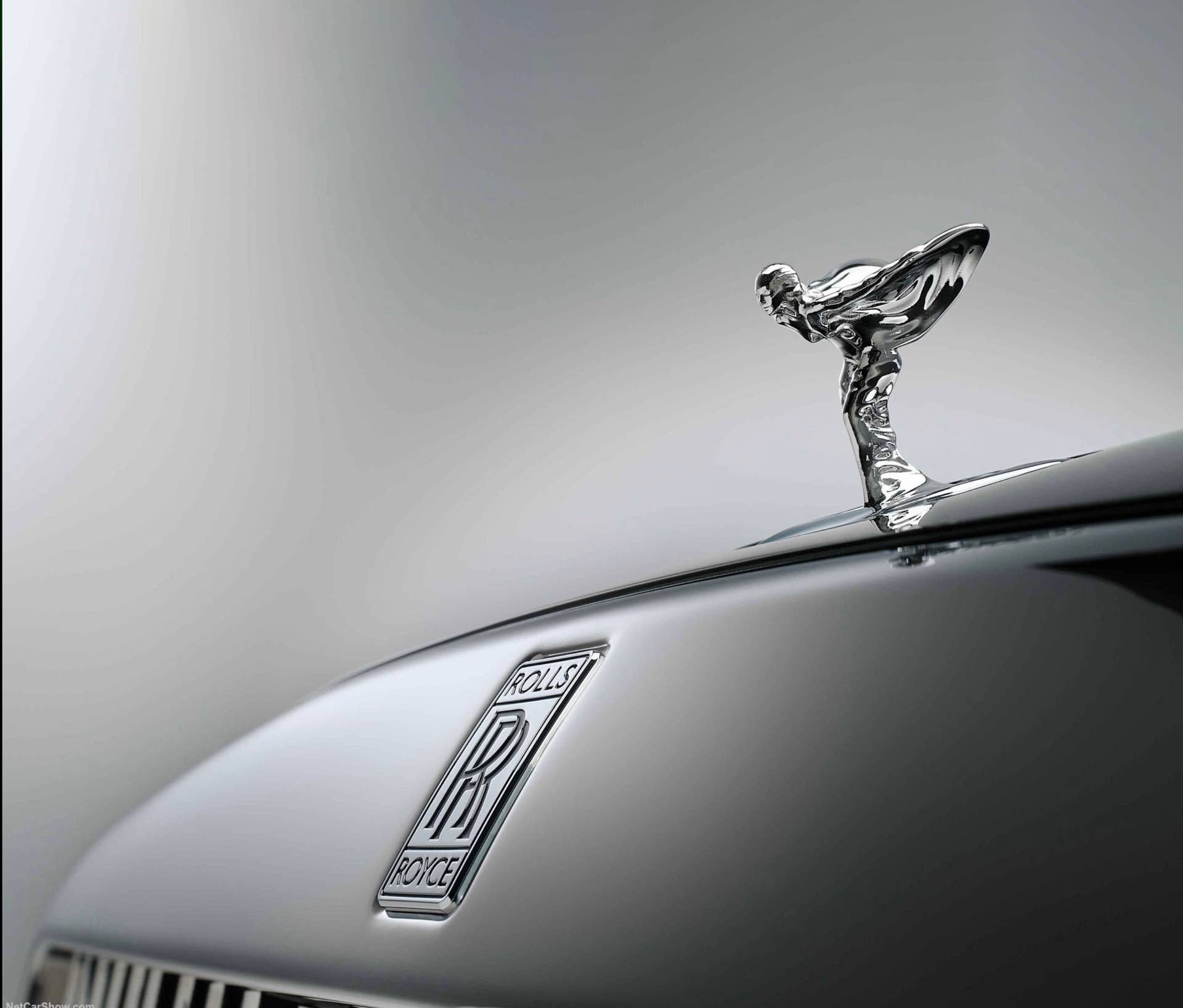 Rolls-Royce’s New Invitation-Only Coachbuild Program Will Produce Ultra-Rare EVs