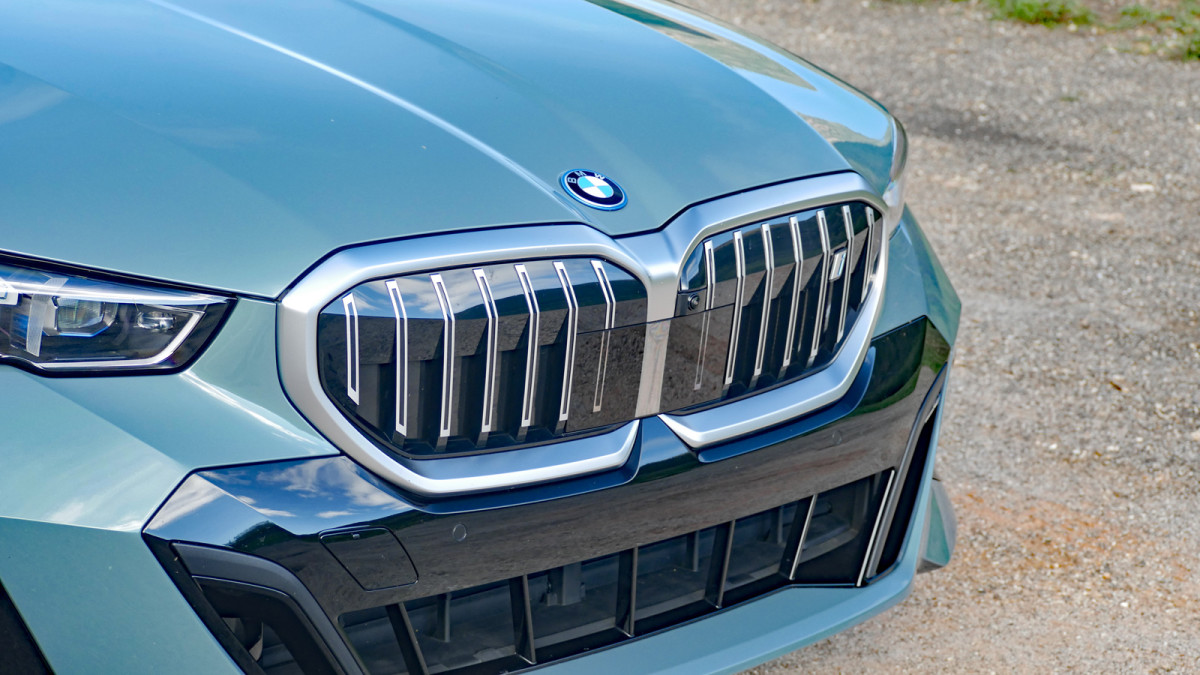 BMW Already Offering Huge Discounts on 2026 Electric Models