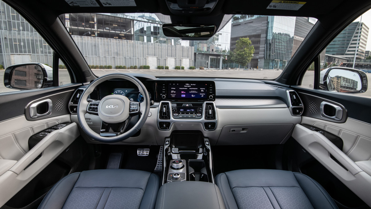 40,000 Kia Sorento Owners Should Only Dial Their A/C Fans Up To 2