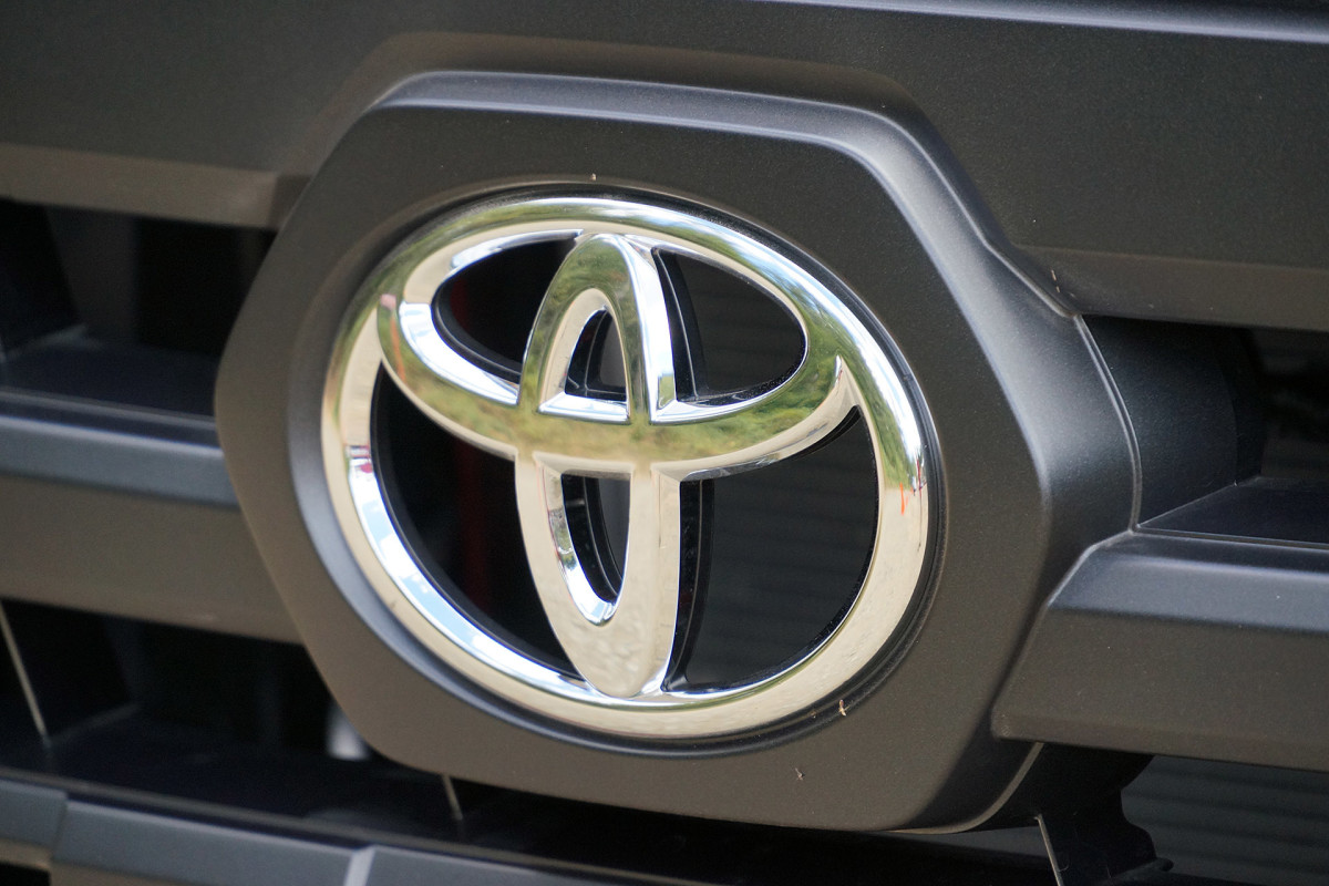 Nearly 900,000 Cars Sold: Toyota’s Record July Proves Strategy Works