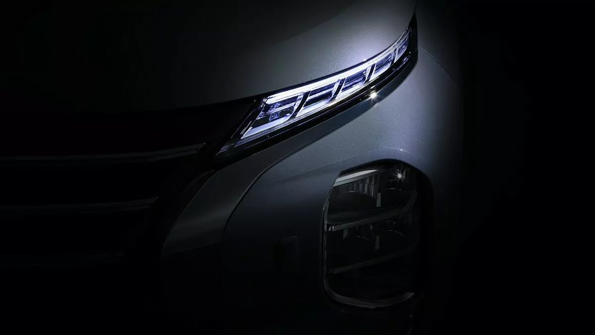 Mitsubishi Updates Entire Lineup For 2026, Gives Outlander PHEV More Range