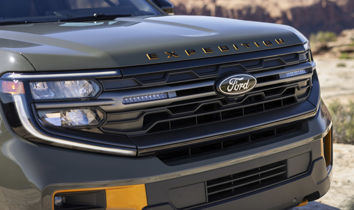Ford's US Production Takes Another Hit After New York Factory Fire