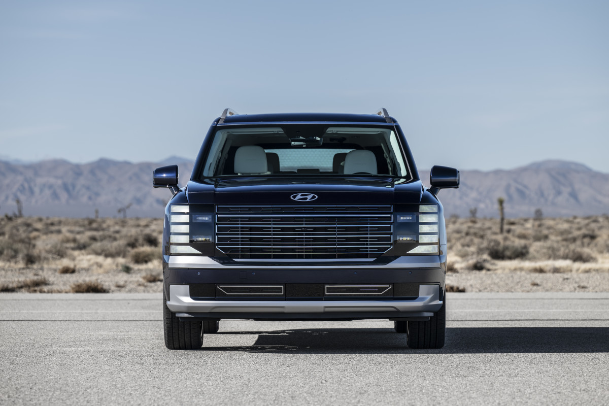2026 Hyundai Palisade Gets Bigger, Smarter, and Still Affordable