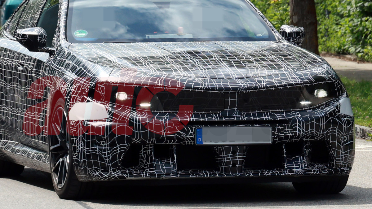 2027 BMW M5 LCI Spied With Cleaner Neue Klasse Looks