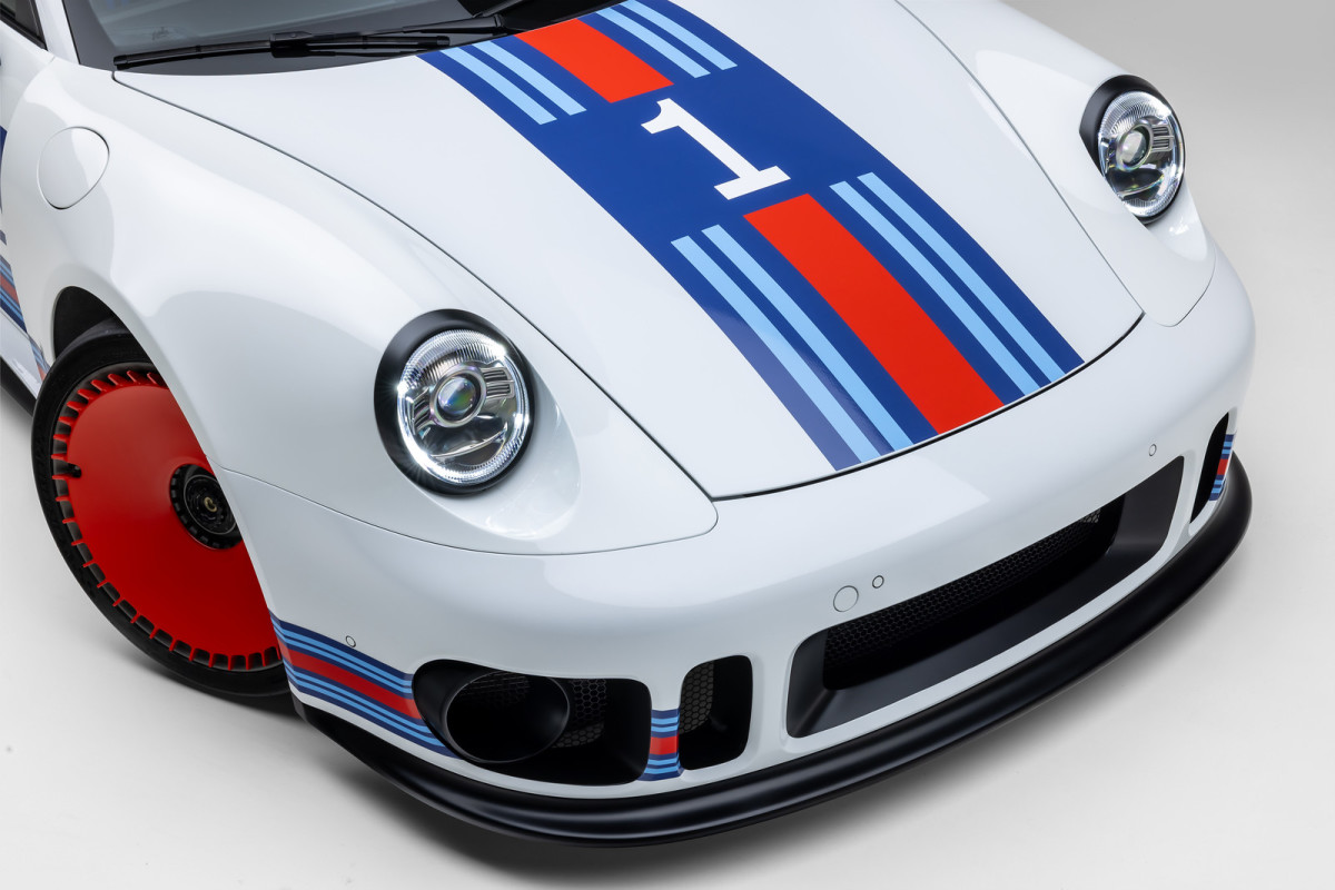 Rezvani Retro RR1 Is A 750-HP Tribute To The Porsche 935