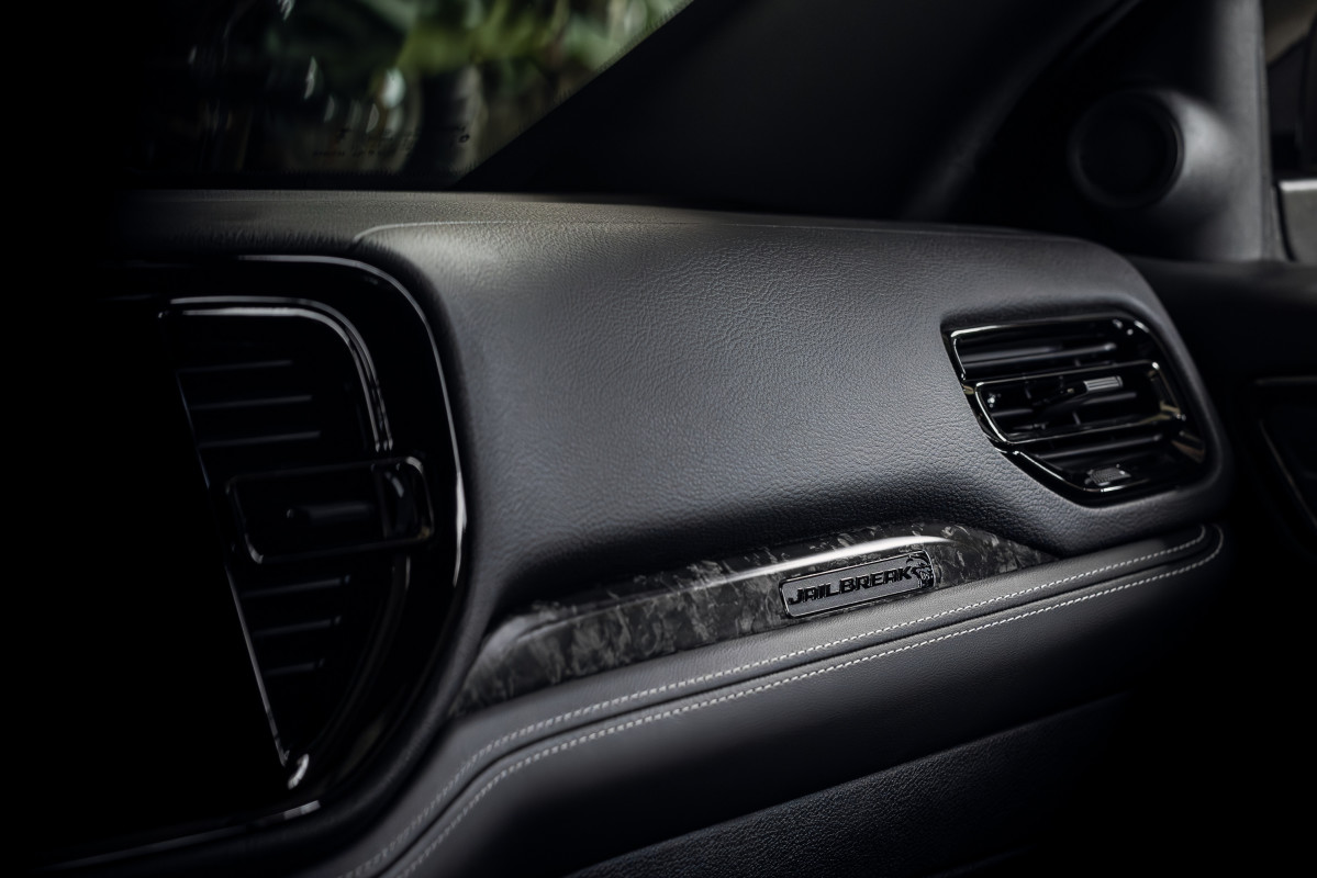 New Dodge Charger Misses Out On Durango’s Coolest Option