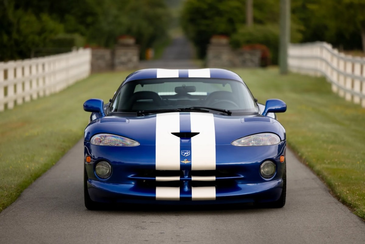 Now's Your Chance to Buy a 1996 Dodge Viper GTS with Delivery Mileage
