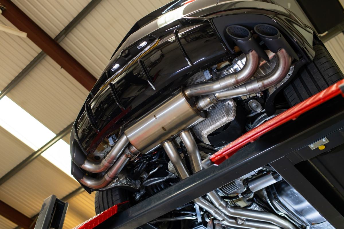Lamborghini Urus SE Gets The “Evil” V8 Exhaust Note It Deserves
