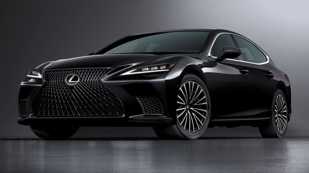 The 2026 Lexus LS Heritage Edition is a Farewell to a Legendary Model