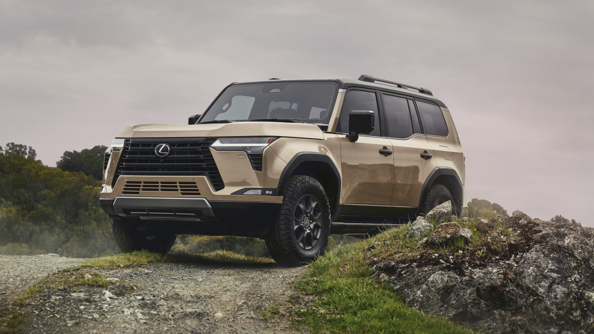 Lexus GX Is Over $5k Pricier Than Two Years Ago Without Major Change
