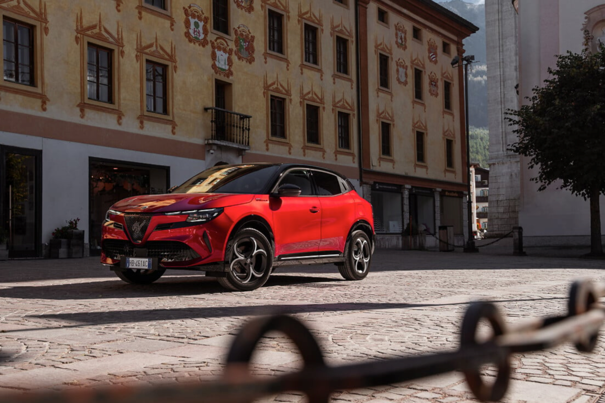 Alfa Romeo Junior Sport Speciale Blends Italian Flair With Everyday Performance