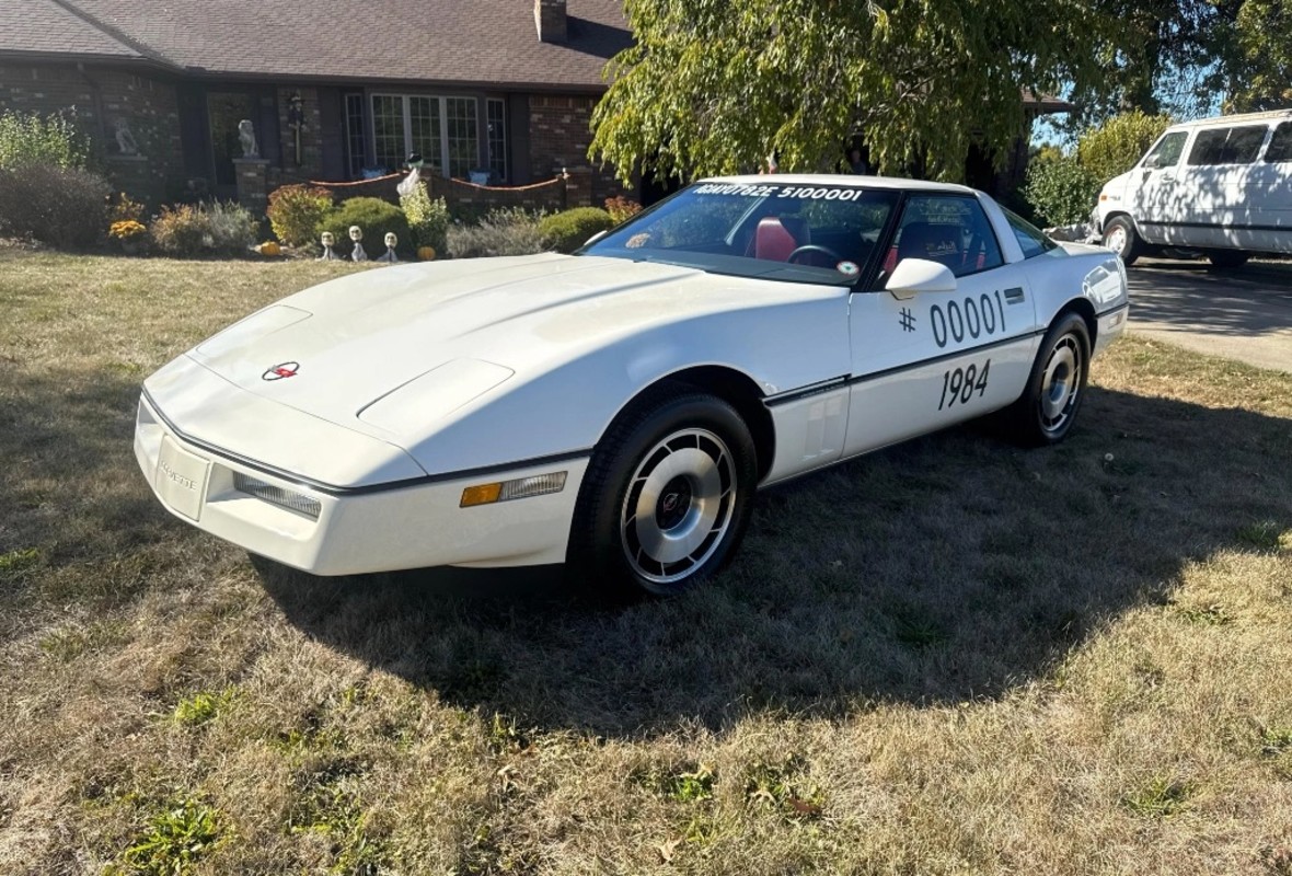1984 Corvette C4 For Sale With 277 Miles Is The First One Ever Built