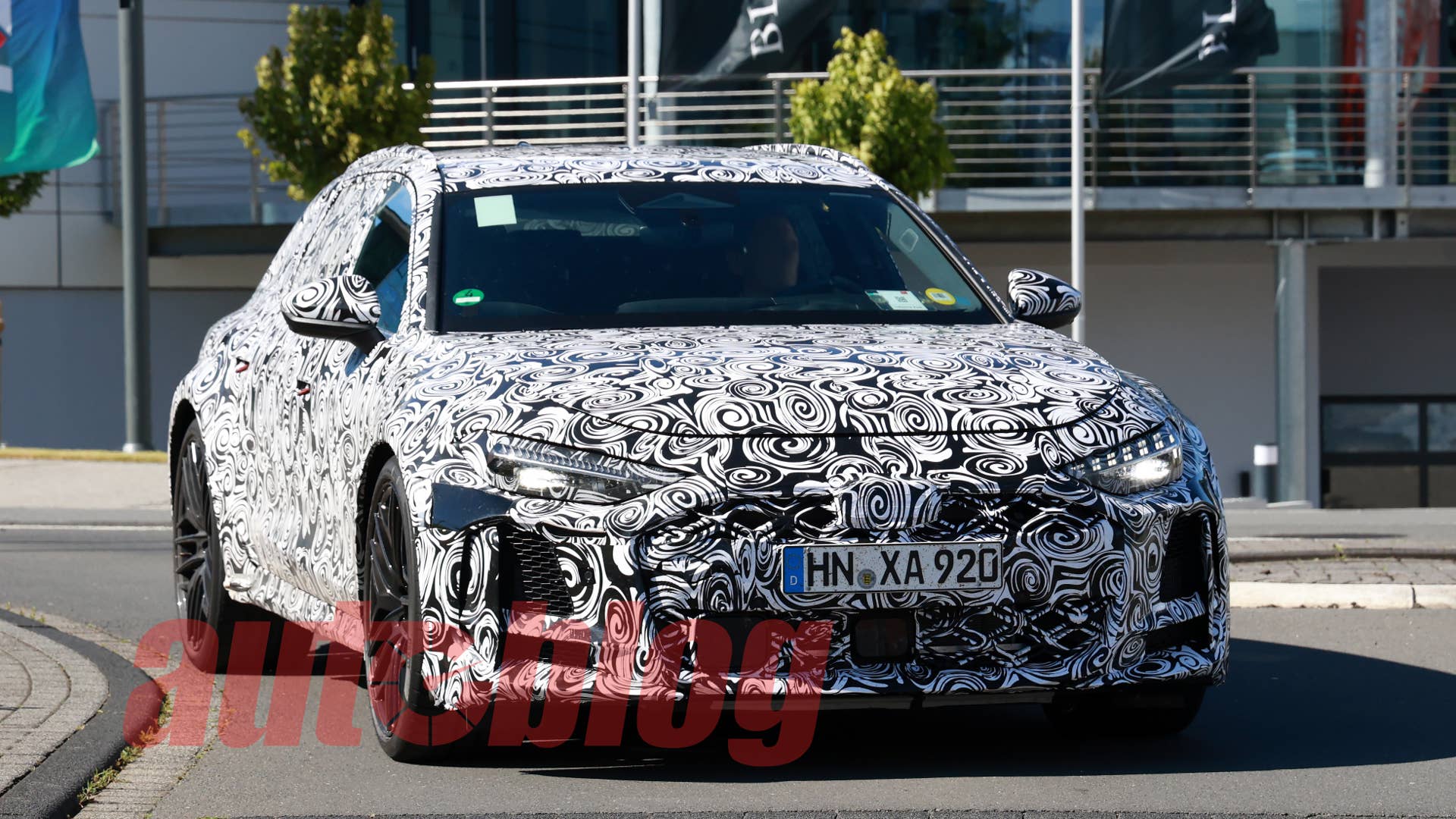 Next-gen Audi RS 7 Avant caught testing in new spy photos - Autoblog