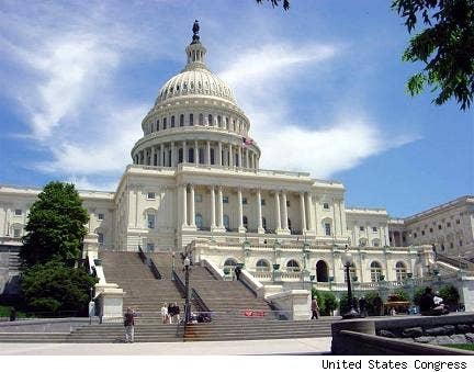 It's official: Congress passes 35 mpg CAFE standard - Autoblog