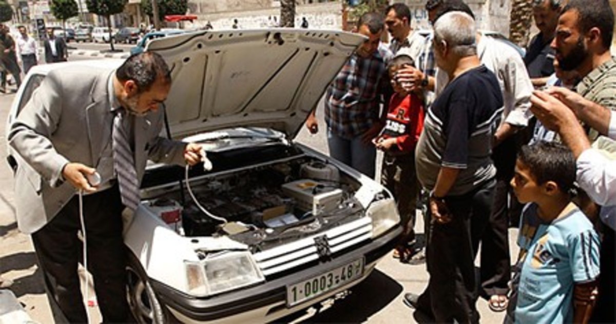 Electric Palestinian Peugeot proves popular, but will it bring peace
