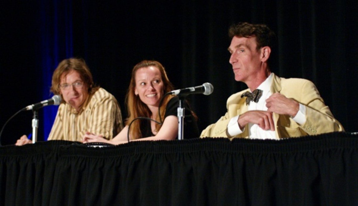 Know who loves electric cars? Bill Nye the Science Guy Autoblog Car