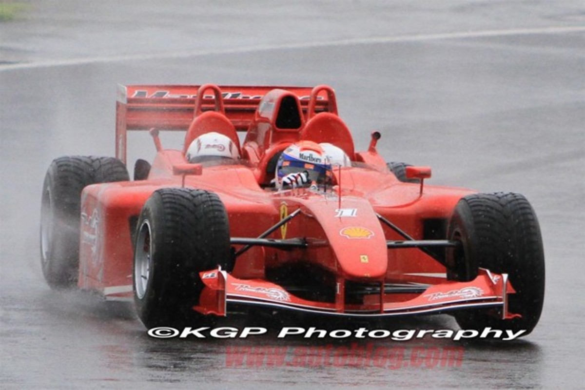 Ferrari three seater outlet
