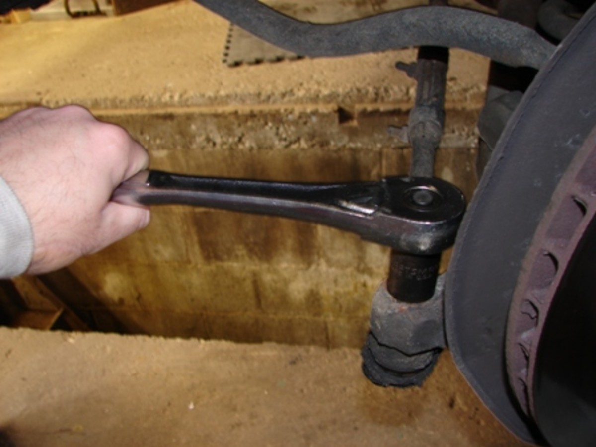 Autoblog Maintenance 301 Front suspension/steering refresh, Part I