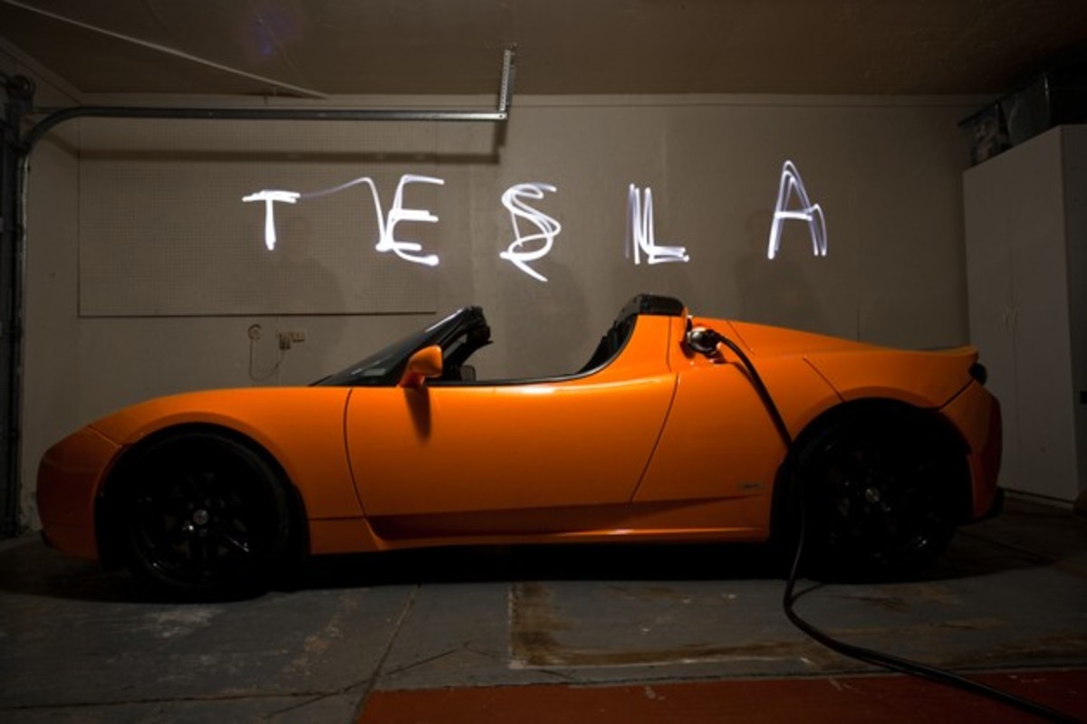 2013 tesla roadster discount