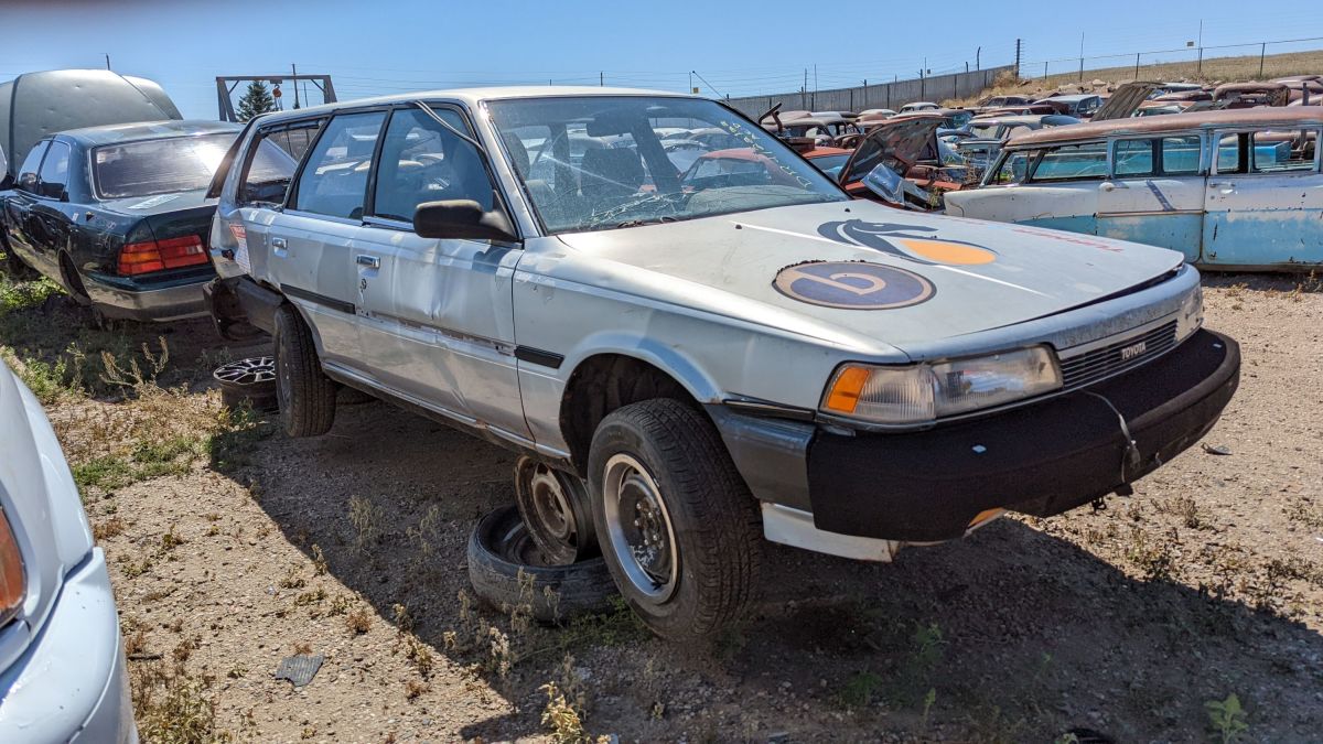 Junkyard Gem: 1987 Toyota Camry Wagon - Autoblog