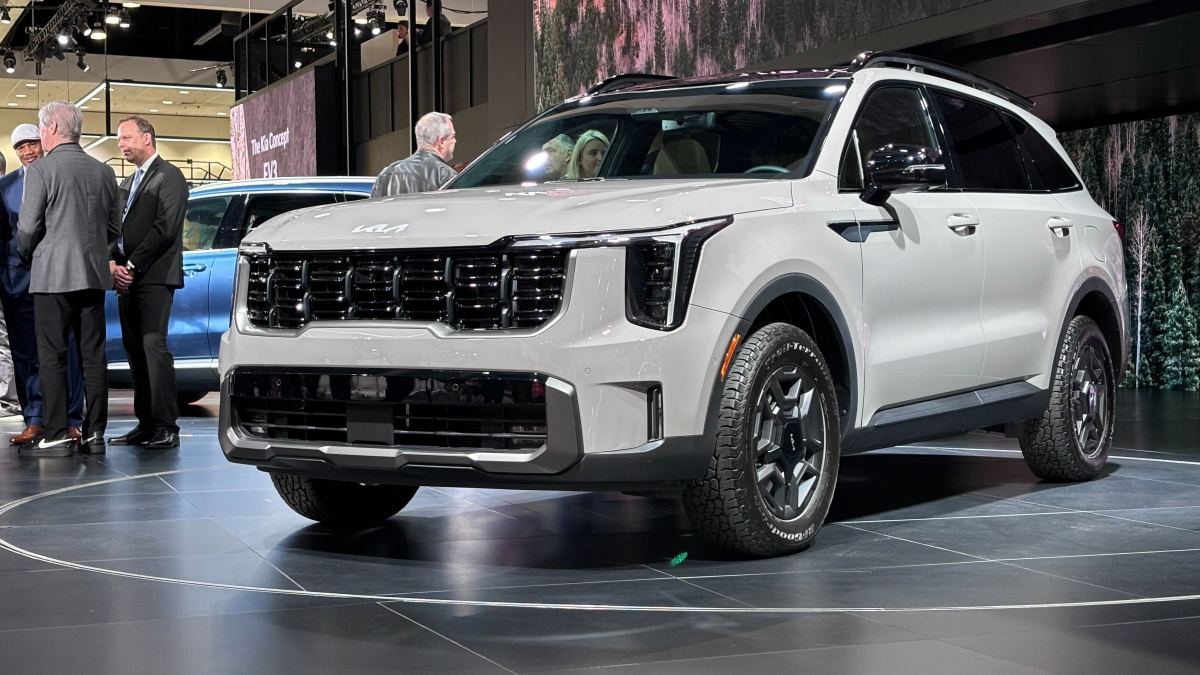 2024 Kia Sorento gets quite the update with striking style and new tech