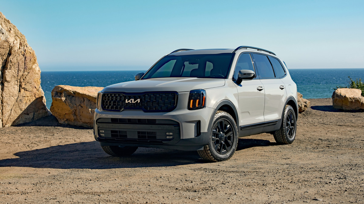 2024 Kia Telluride Review Squarejaw style, sensible shoes