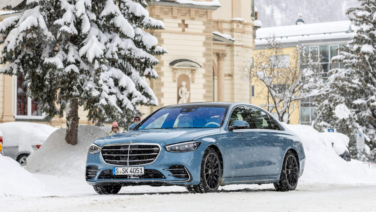 2025 Mercedes-Benz S-Class gets a few tiny modifications - Autoblog