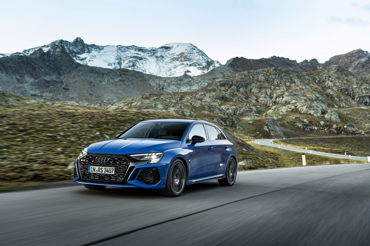 Audi rs3 performance package sales