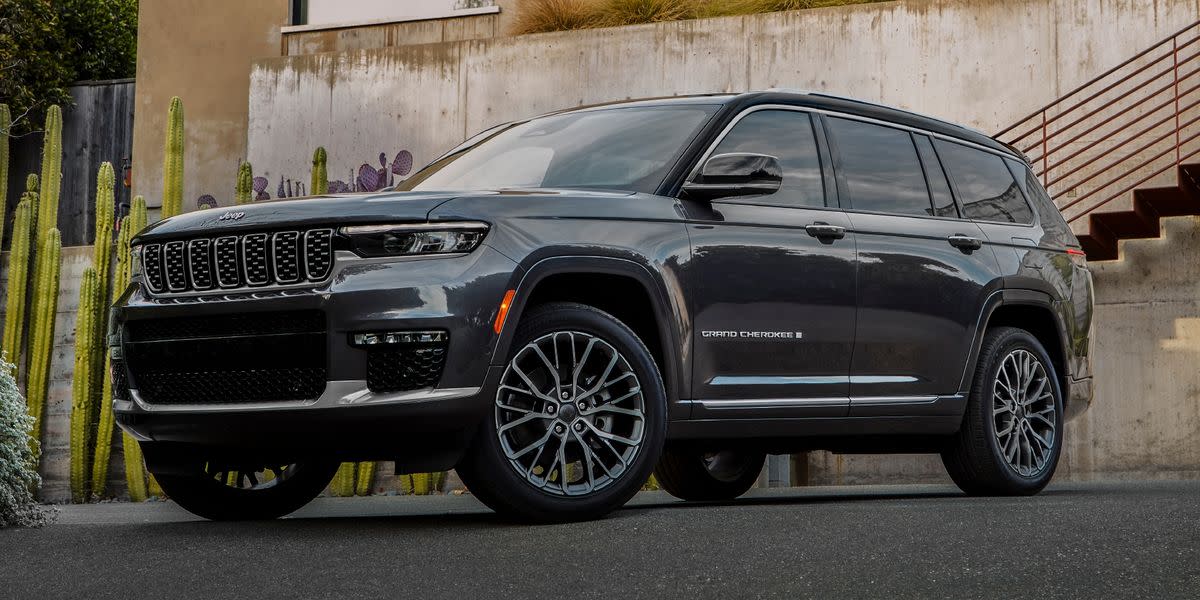 2025 Jeep Grand Cherokee rumored to get 2.0-liter four as base engine -  Autoblog: Car News, Reviews and Buying Guides