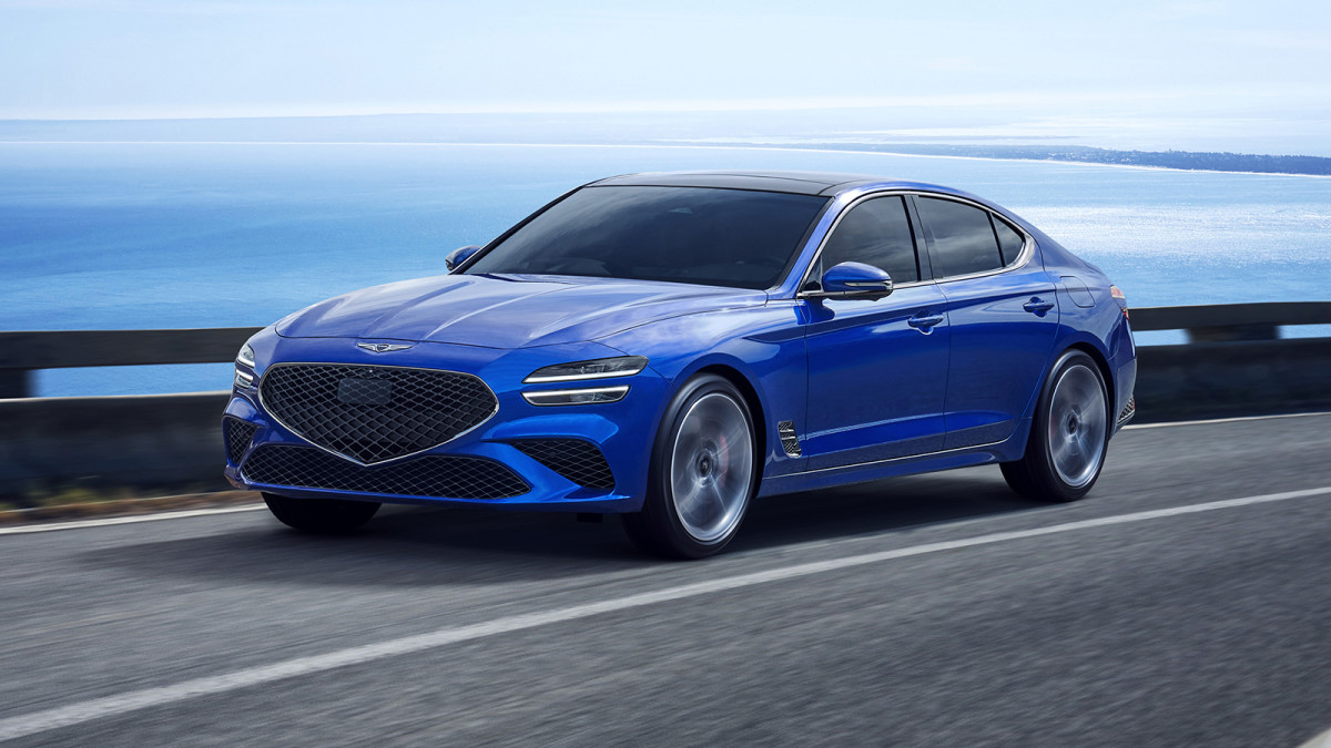 2024 Genesis G70 adds performance with a 300-hp four-cylinder - Autoblog