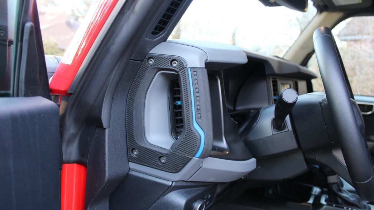Ford Bronco Black Diamond Interior Review Purposebuilt Autoblog