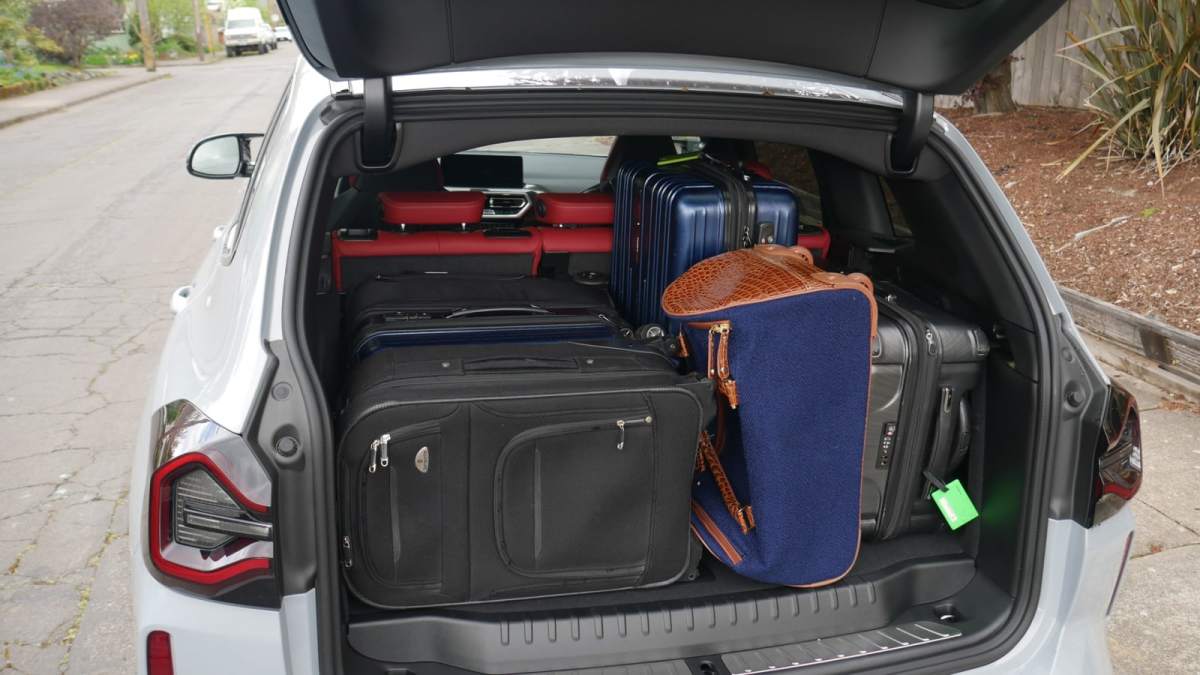 BMW X3 with Spare Tire Luggage Test Yes The Spare Matters Autoblog bmw-x3-with-spare-tire-luggage-test-yes-the-spare-matters-autoblog