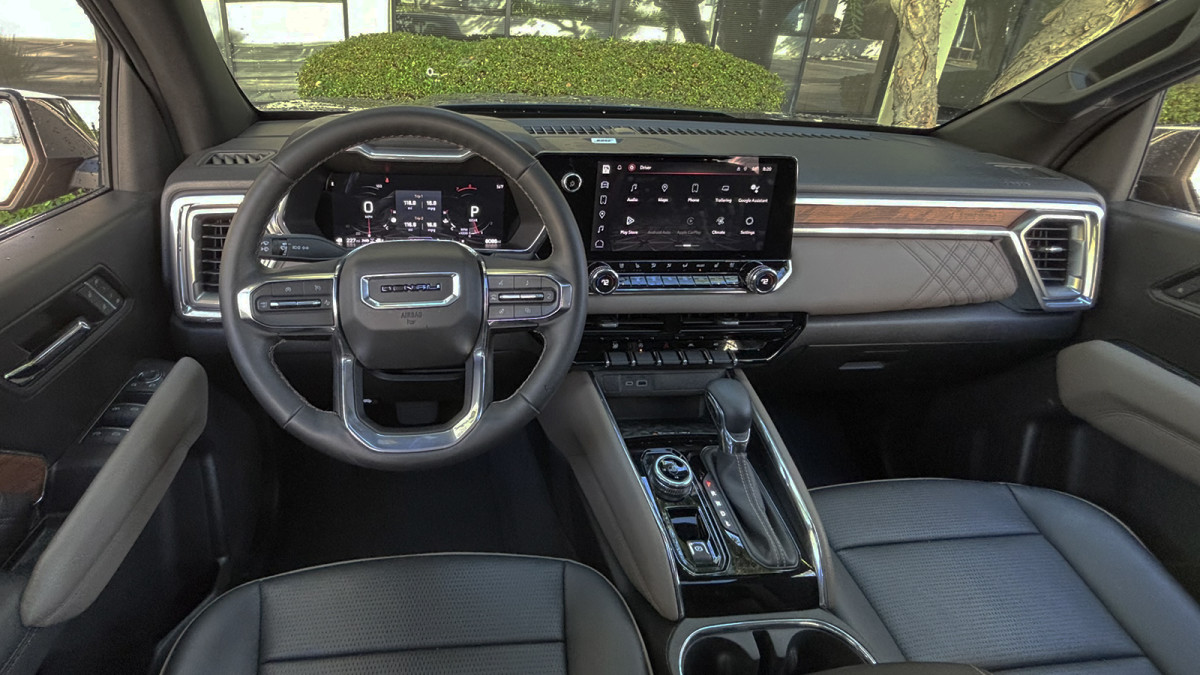 GMC Canyon Denali Interior Review: THE luxury midsize truck - Autoblog