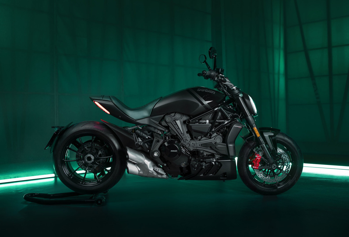 Ducati XDiavel Nera is a motorcycle equipped like a luxury sedan Autoblog