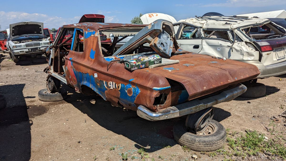 Junkyard Gem: 1965 Plymouth Belvedere Race Car - Autoblog