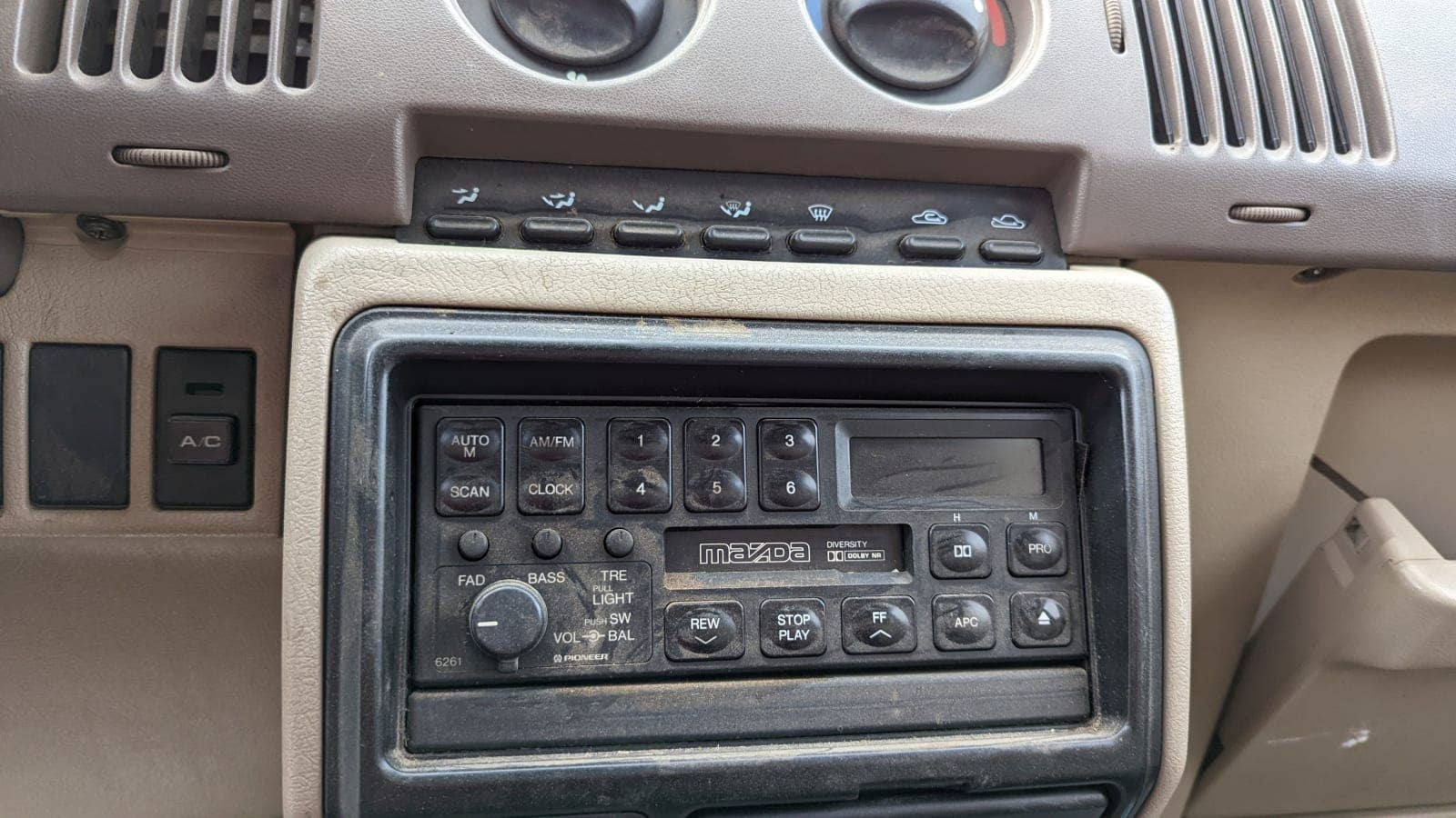 Junkyard Gem: 1990 Mazda MPV 4WD - Autoblog