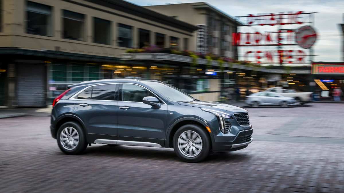 2025 Cadillac XT4 Review The inbetweener of luxury compact SUVs Autoblog
