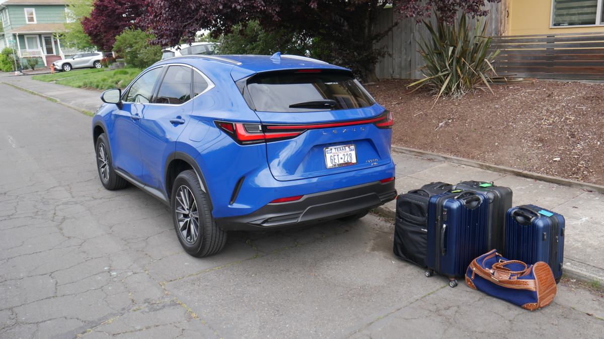 Nex lexus luggage price outlet