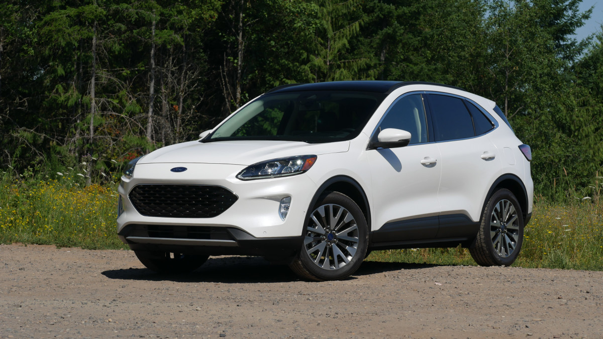 2021 Ford Escape Review What s new price hybrid fuel economy pictures Autoblog