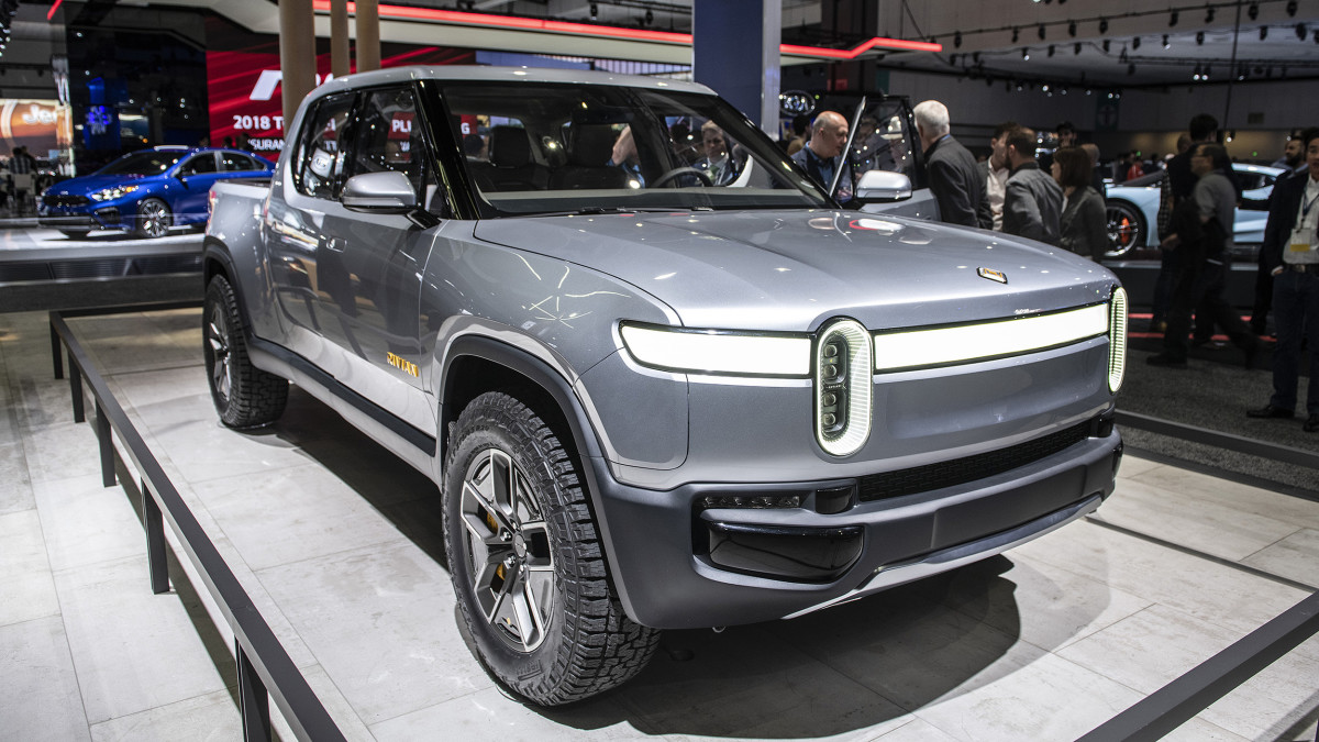 Rivian 'Tank Turn' is exactly what it sounds like Autoblog Car News
